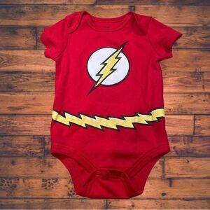 5 for $25🔥Justice League Red Flash Snap Bottom Top Baby Size 3-6 Months